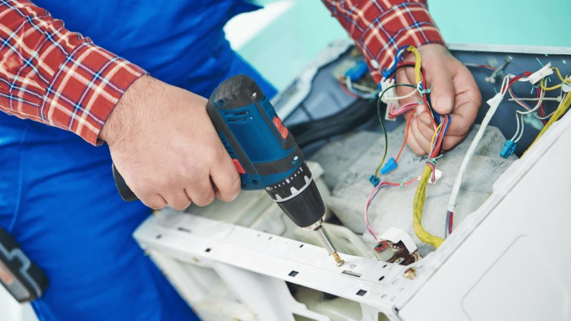 Fatih LG LG çamaşır makinesi kart tamiri – Su almama arızası orijinal parça ile giderildi. - Teknik servis örneği